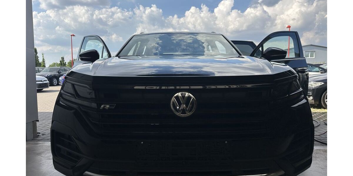 VW Touareg 241.800 km 32.500 &euro; Bückeburg 31675