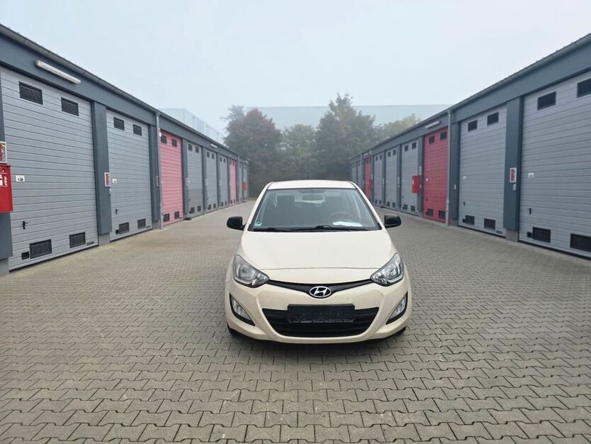 Hyundai i20 84.000 km 5.499 € Groß Gerau 64521
