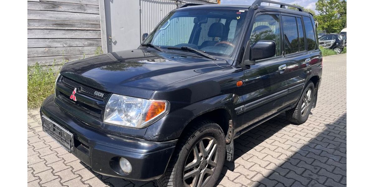 Mitsubishi Pajero Pinin 108.992 km 7.490 &euro; Berlin 14167