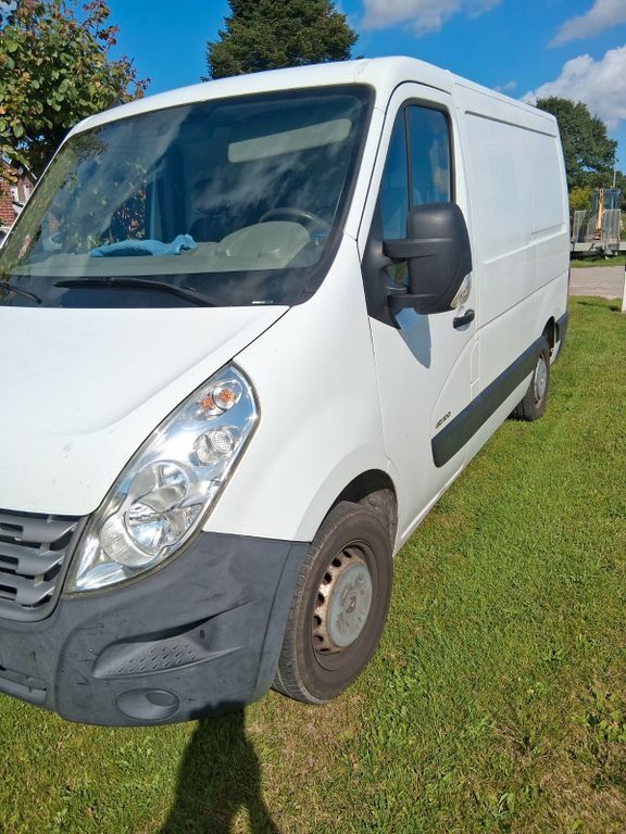 Renault Master 180.000 km 5.000 € Blomberg 26487