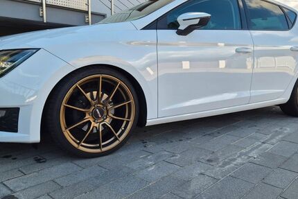 Seat Leon 98.200 km 13.000 &euro; Friolzheim 71292