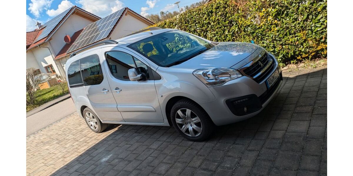 Peugeot Partner Tepee 144.300 km 9.990 &euro; Emmerting 84547