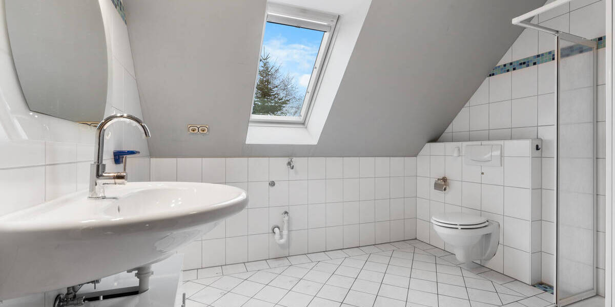 Einfamilienhaus Blomberg - 5 Zimmer, 155 m&sup2;, 399.000&euro; | Angebot:25679589