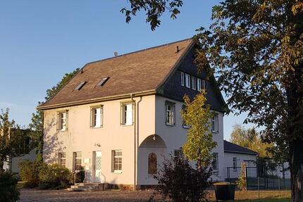 Haus mit viel Platz für Gewerbe, Hobby und Familie 8 zimmer