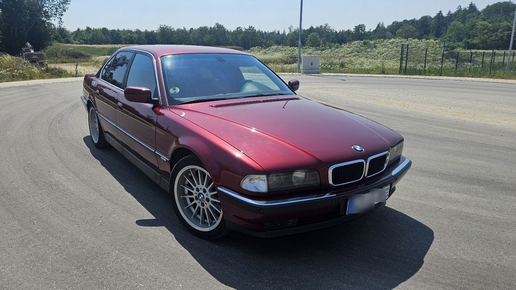 BMW 740 186.962 km 16.900 &euro; Marktl 84533