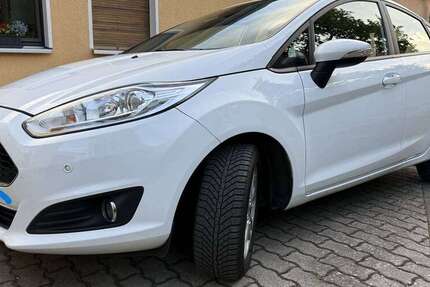 Ford Fiesta 127.000 km 5.200 &euro; Unna, Stadt 59427