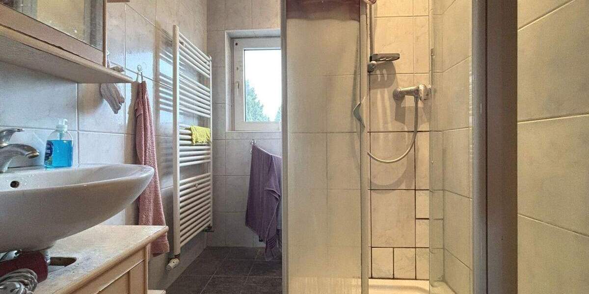 Mehrfamilienhaus, Wohnhaus Kirchhain Langenstein - 9 Zimmer, 193 m&sup2;, 319.900&euro; | Angebot:25775616