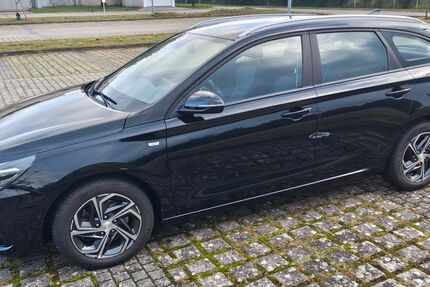 Hyundai i30 49.000 km 16.100 € Bingen 55411