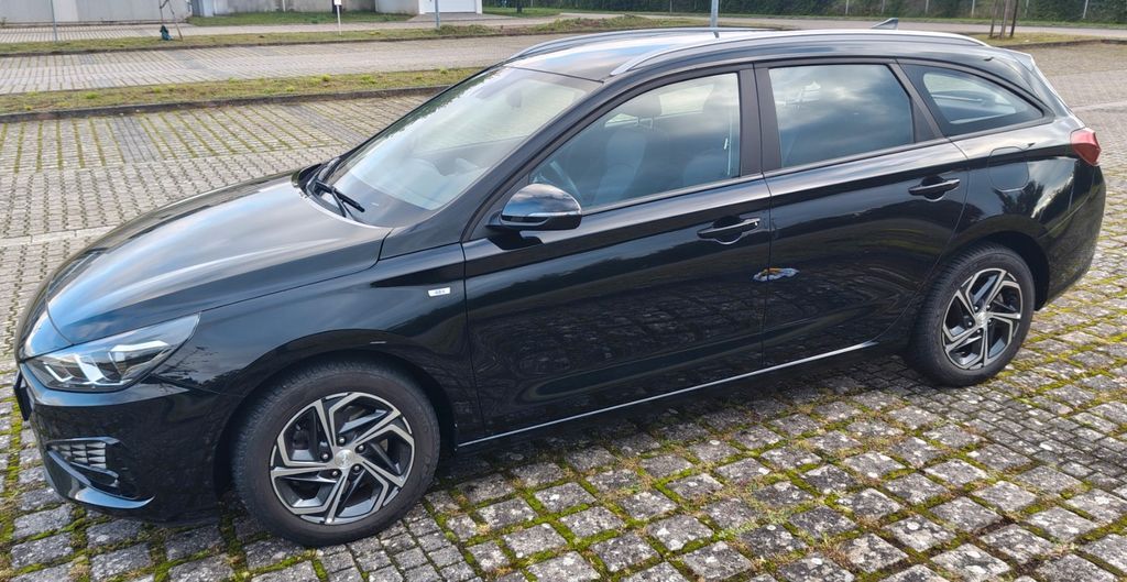 Hyundai i30 49.000 km 16.100 € Bingen 55411