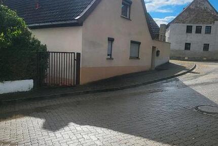 Einfamilienhaus in ruhiger Lage von Zabenstadt zimmer