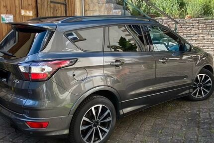 Ford Kuga 222.000 km 9.700 &euro; Grumbach 67745