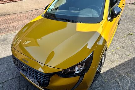 Peugeot 208 34.500 km 11.999 &euro; Rees 46459