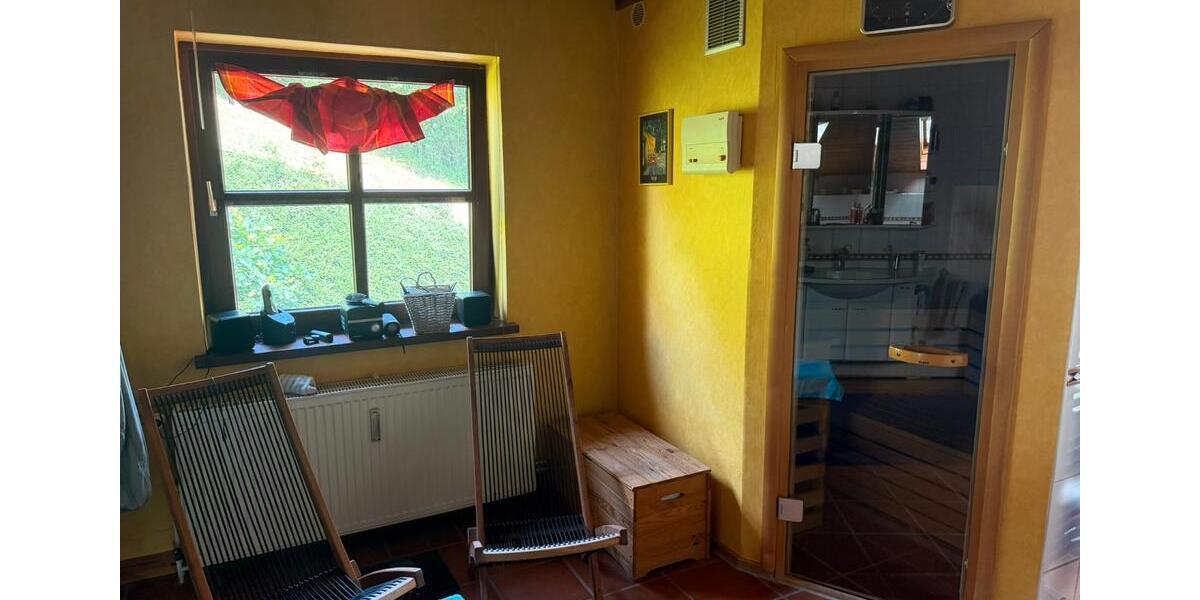 Einfamilienhaus Felsberg - 5 Zimmer, 250 m&sup2;, 350.000&euro; | Angebot:26960077