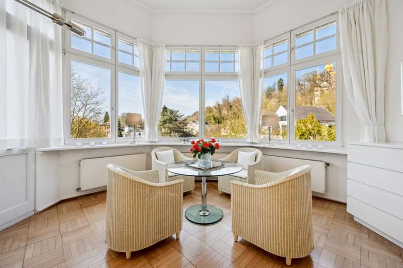 Haus zum Kaufen in Wiesbaden 1.420.000 € 253 m²