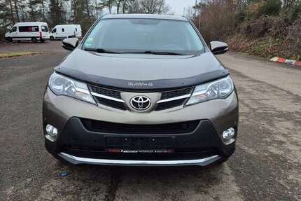 Toyota RAV 4 154.000 km 15.200 &euro; Otterbach 67731