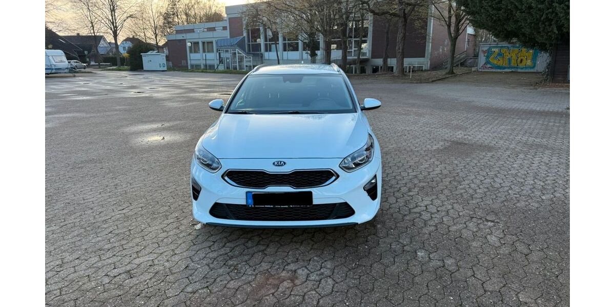 Kia ceed / Ceed 87.000 km 16.900 &euro; Bad Oeynhausen 32547