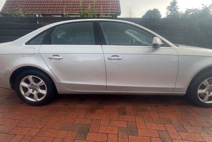 Audi A4 216.000 km 5.000 &euro; Schortens 26419