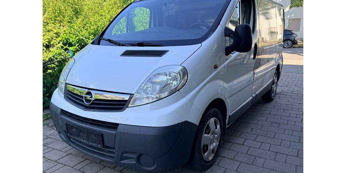 Opel Vivaro 150.000 km 5.490 &euro; Waldkraiburg 84478