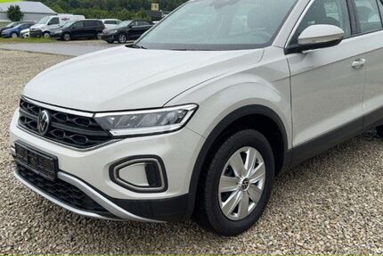 VW T-Roc 125.814 km 15.900 &euro; Mainburg 84048