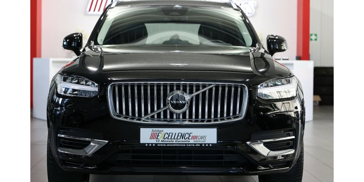 Volvo XC90 PLUS-BRIGHT RECHARGE AWD P-HEV T8 7-SITZER 79.000 km 48.888 &euro; Hamm 59077
