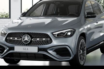 Mercedes-Benz GLA 200 9.900 km 43.690 &euro; Aachen 52068