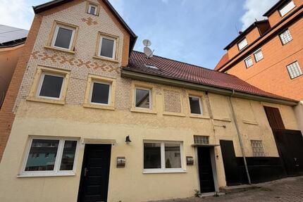 Haus Hechingen - 7 Zimmer, 158 m&sup2;, 249.000&euro; | Angebot:26671642