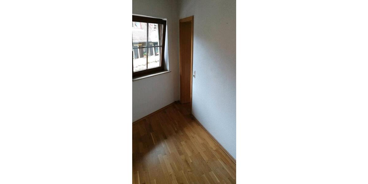 Terrassenwohnung Bad Krozingen - 4.5 Zimmer, 110 m&sup2;, 1.400&euro; | Angebot:26323355