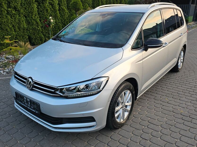 VW Touran 57.100 km 24.960 € Bad-Sassendorf 59505