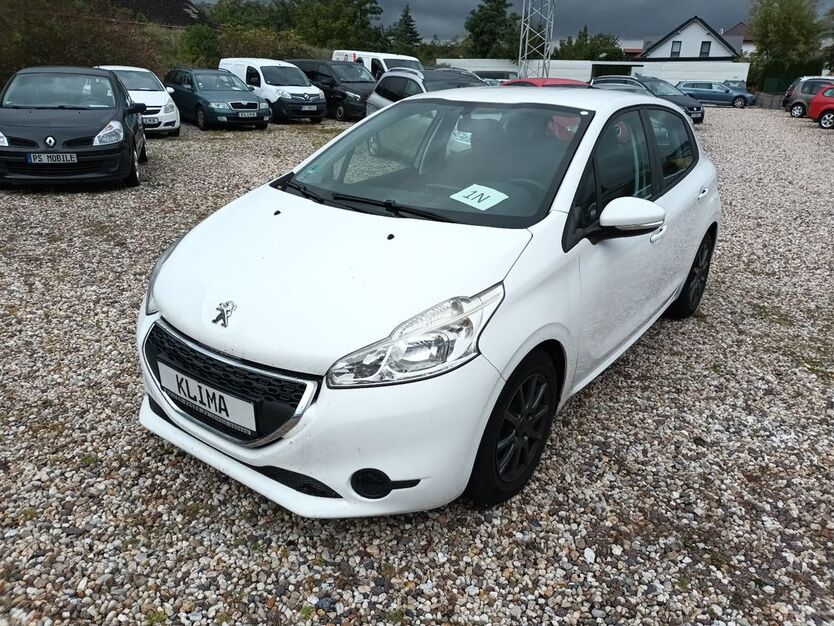 Peugeot 208 80.000 km 4.900 € Sandersdorf-Brehna 06792