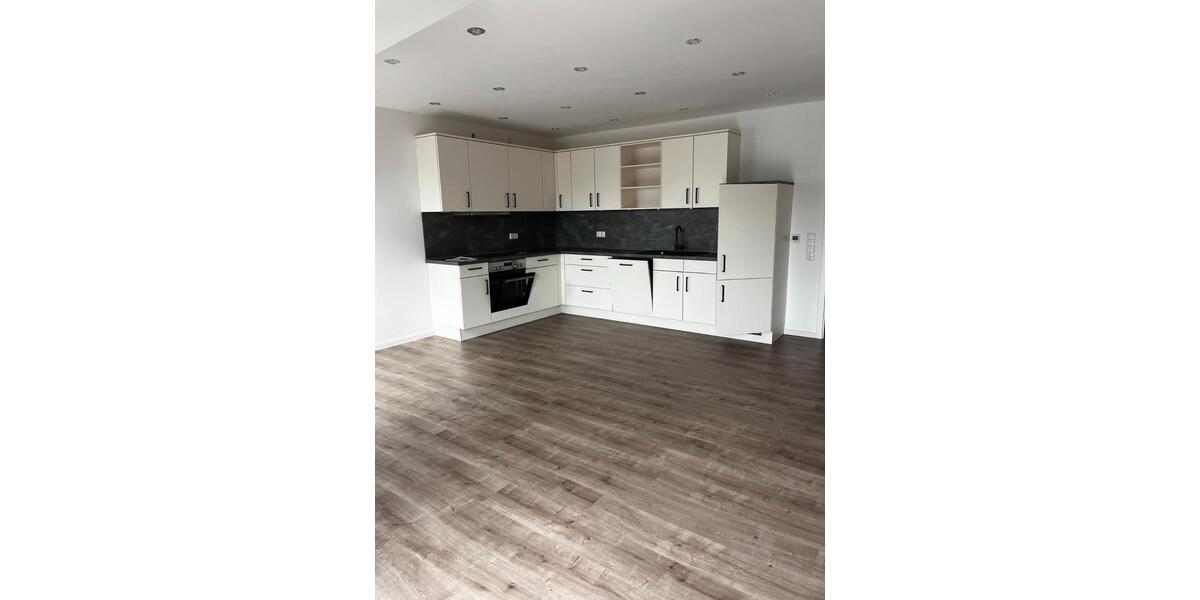 Etagenwohnung Zetel - 3 Zimmer, 73 m&sup2;, 850&euro; | Angebot:26002102