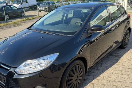 Ford Focus 91.000 km 4.900 &euro; Lingen 49808