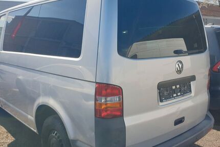 VW T5 Caravelle 221.000 km 10.899 &euro; Calden 34379