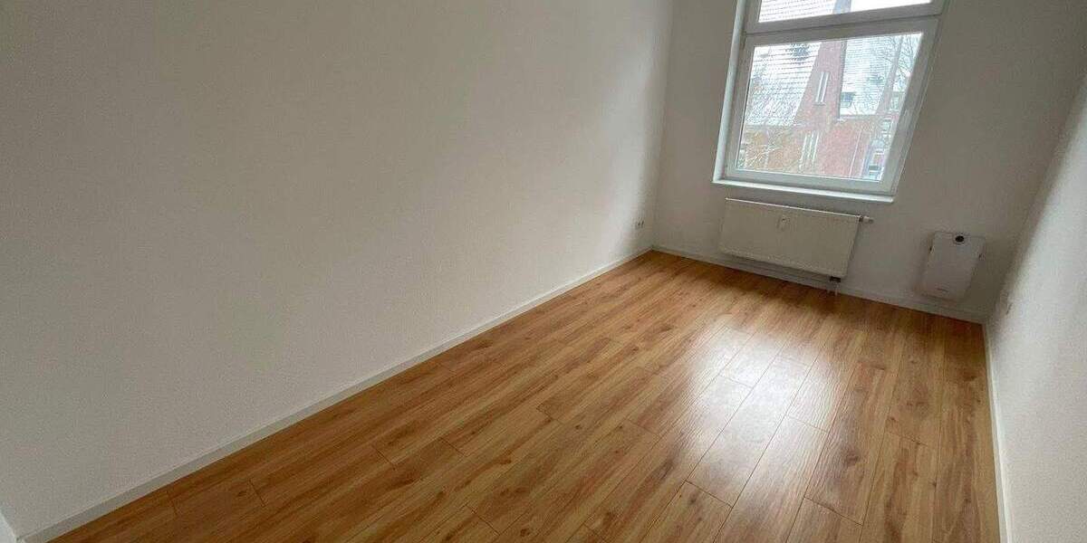 Moderner Grundriss mit geräumiger Wohnküche und Balkon 1 zimmer