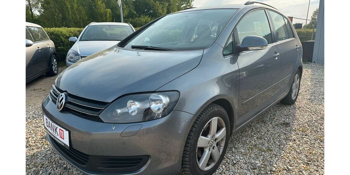 VW Golf 156.000 km 2.970 &euro; Görlitz 02828