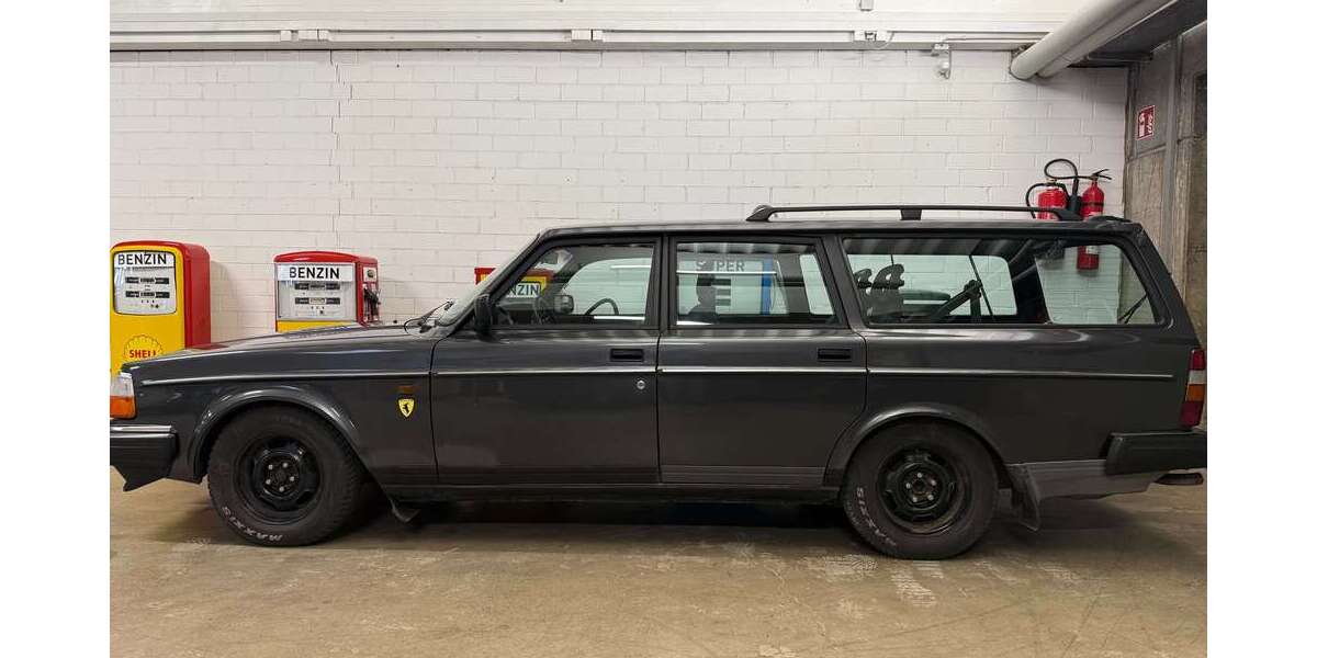 Volvo 240 204.000 km 2.900 &euro; Bopfingen 73441