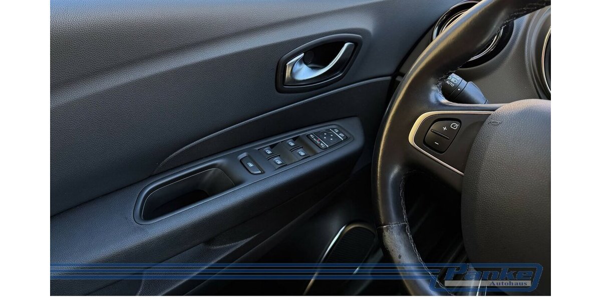 Renault Captur Intens*R-Cam*SHZ*Navi*Tempo*LED*Touch* 20.798 km 14.490 &euro; Berlin 13187