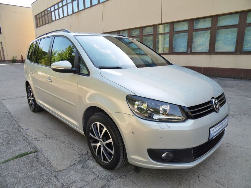 VW Touran 158.000 km 13.900 € Amt Wachsenburg OT: Ichtershausen 99334