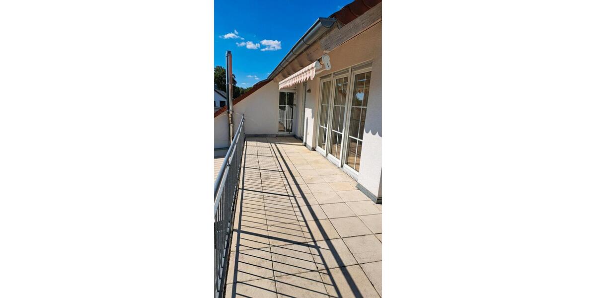 Dachgeschoßwohnung Nördlingen - 3 Zimmer, 90 m&sup2;, 980&euro; | Angebot:26297646