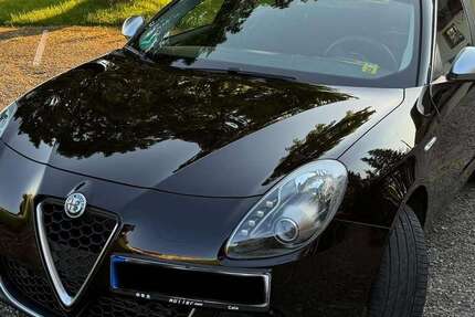 Alfa Romeo Giulietta 45.000 km 16.500 &euro; Deckenpfronn 75392