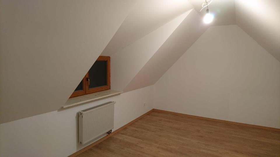 Einfamilienhaus Hilders - 4 Zimmer, 80 m&sup2;, 800&euro; | Angebot:24752465