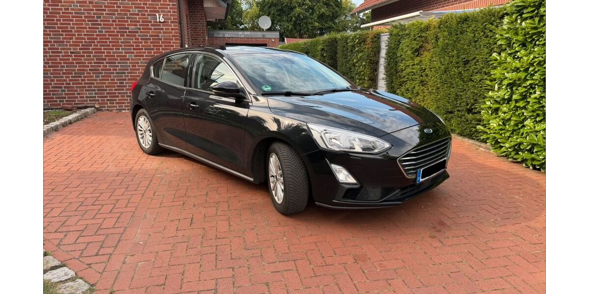 Ford Focus 126.000 km 9.000 &euro; Harpstedt 27243