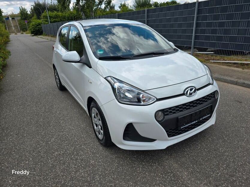 i10
