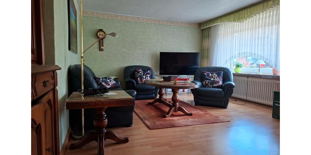 Einfamilienhaus Bremerhaven Schiffdorferdamm - 4 Zimmer, 120 m&sup2;, 190.000&euro; | Angebot:27111446