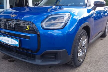 Mini Countryman SE (Cooper) 24.800 km 35.970 &euro; Augsburg 86179