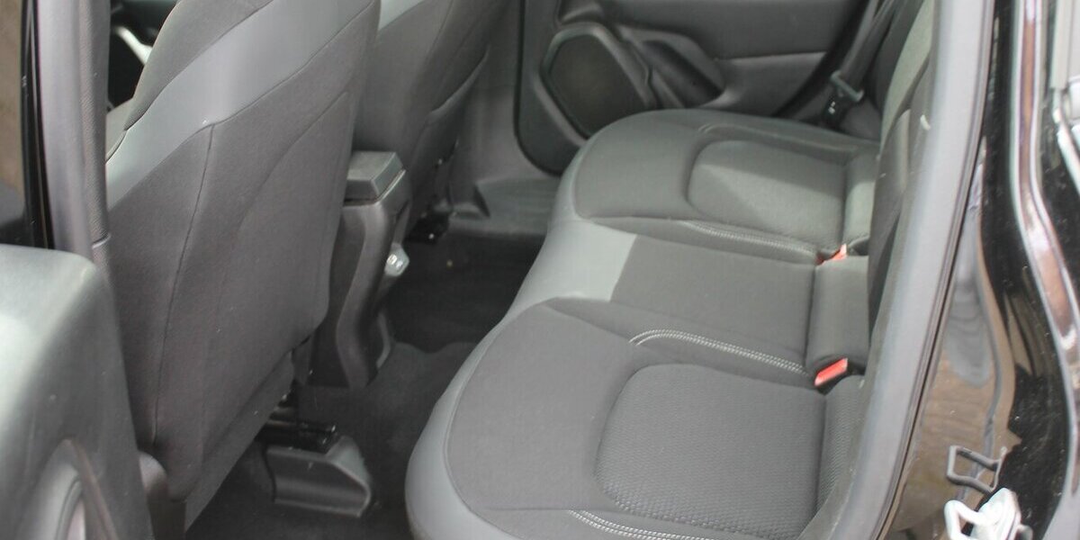 Jeep Renegade Limited 1.0 T3 SHZ * ACC * PDC * LED 108.921 km 11.950 &euro; Badem 54657