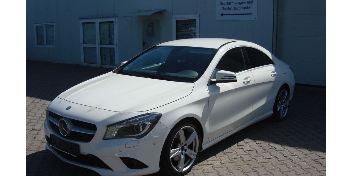 Mercedes-Benz CLA 180 129.000 km 14.950 &euro; Halle ( Saale ) 06116