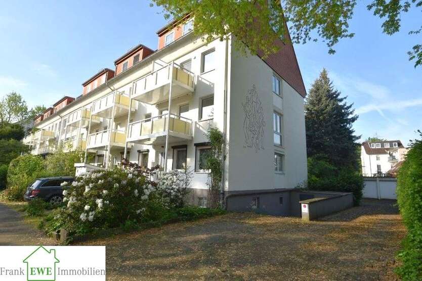 Wohnung zum Kaufen in Düsseldorf Hassels 415.000 € 131 m²