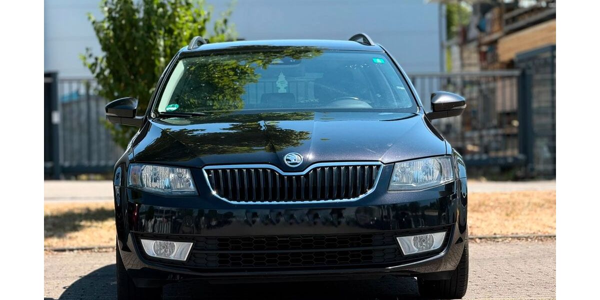 Skoda Octavia 235.500 km 5.799 &euro; Lörrach 79541