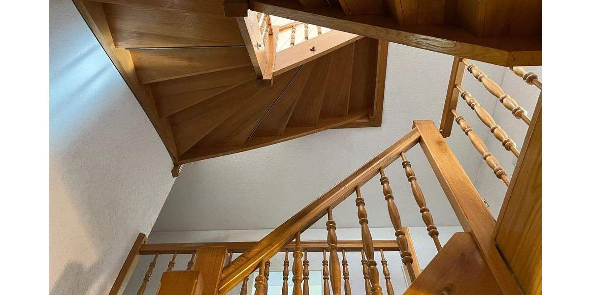 Einfamilienhaus Lawitz - 9 Zimmer, 304 m&sup2;, 365.000&euro; | Angebot:24180669