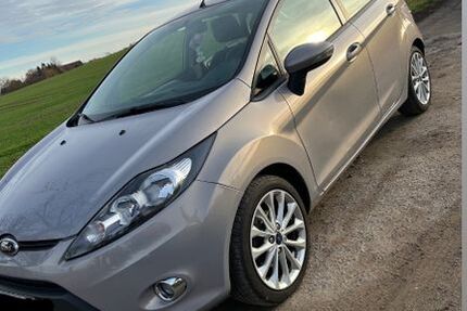 Ford Fiesta 62.279 km 5.500 € Dresden 01169